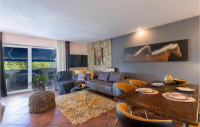 Beautiful apartment in Brncici with WiFi and 2 Bedrooms